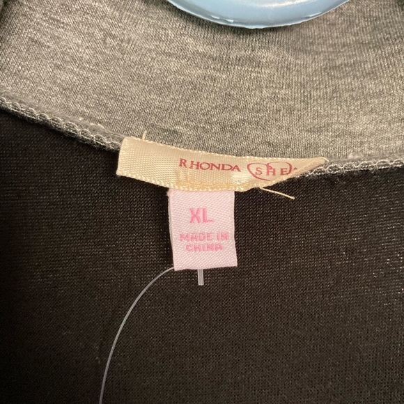 Rhonda Shear button front maxi dress - Picture 4 of 6